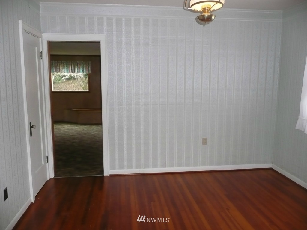 2139 Riddell Street Raymond, WA 98577 - Photo 11 of 19 Gallery Image 11