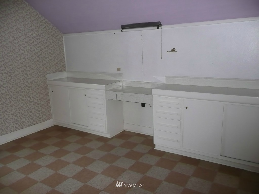 2139 Riddell Street Raymond, WA 98577 - Photo 15 of 19 Gallery Image 15