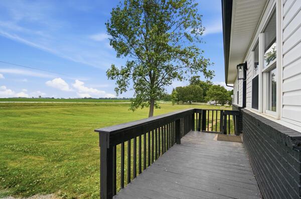 9020 State Rte 207 Mount Sterling, OH 43143 - Photo 6 of 35 front porch