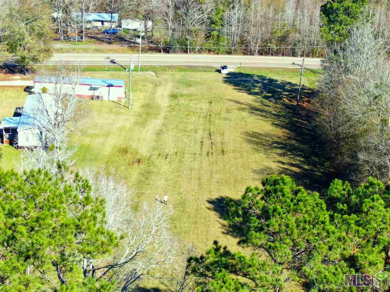 10640 Arnold Road Denham Springs, LA 70726 - Photo 3 of 11 So spacious!