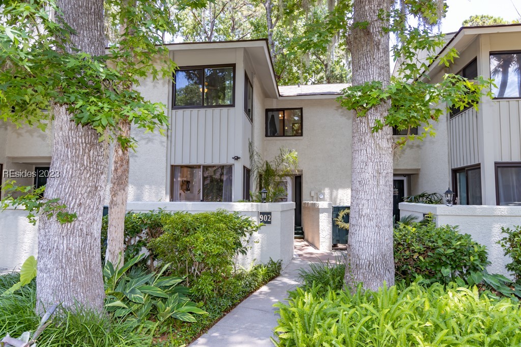 90 Gloucester Road, Unit 902 Hilton Head Island, SC 29928 - Photo 1 of 1 Gallery Image 1