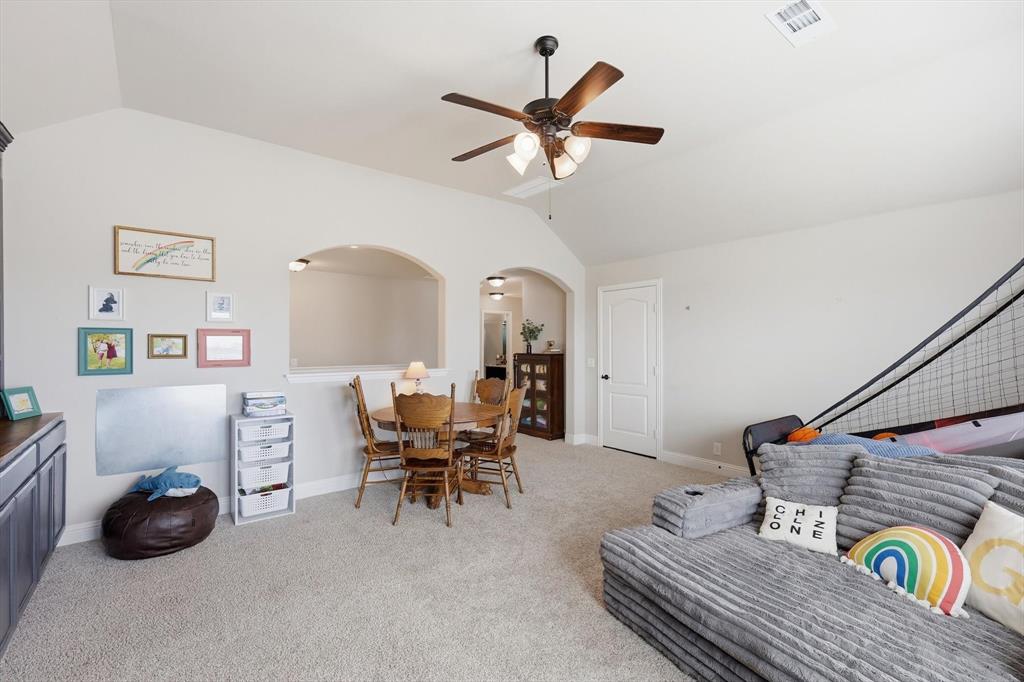 3120 Jessup Circle Blue Ridge, TX 75424 - Photo 25 of 35 a living room with furniture and a window