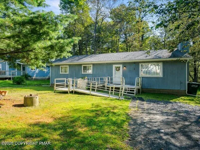 $1,800 | 9127 Brandywine Drive, Tobyhanna, PA 18466