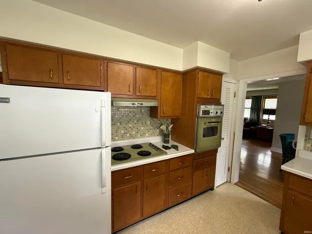 $430,000 | 421 South Clifton Avenue, Bloomington, IN 47401