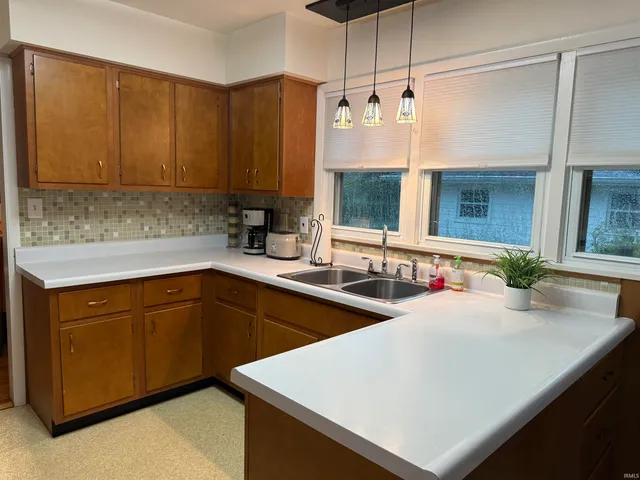 $430,000 | 421 South Clifton Avenue, Bloomington, IN 47401