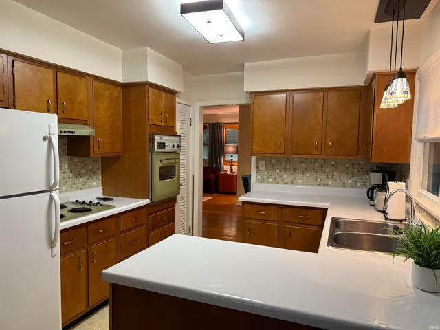 $430,000 | 421 South Clifton Avenue, Bloomington, IN 47401