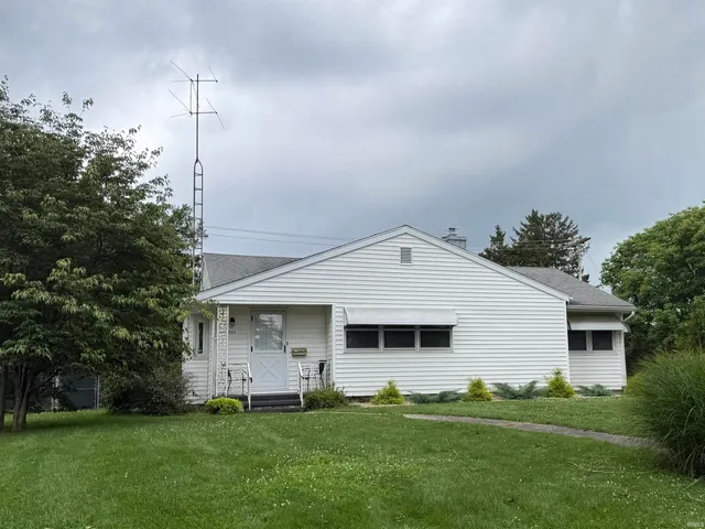 $430,000 | 421 South Clifton Avenue, Bloomington, IN 47401