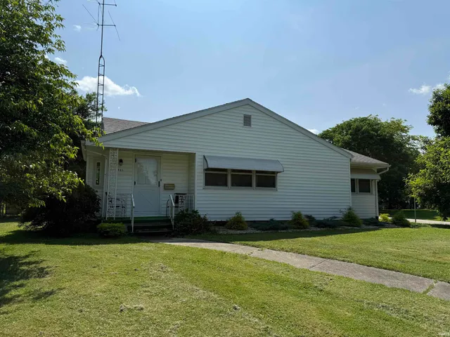 $430,000 | 421 South Clifton Avenue, Bloomington, IN 47401