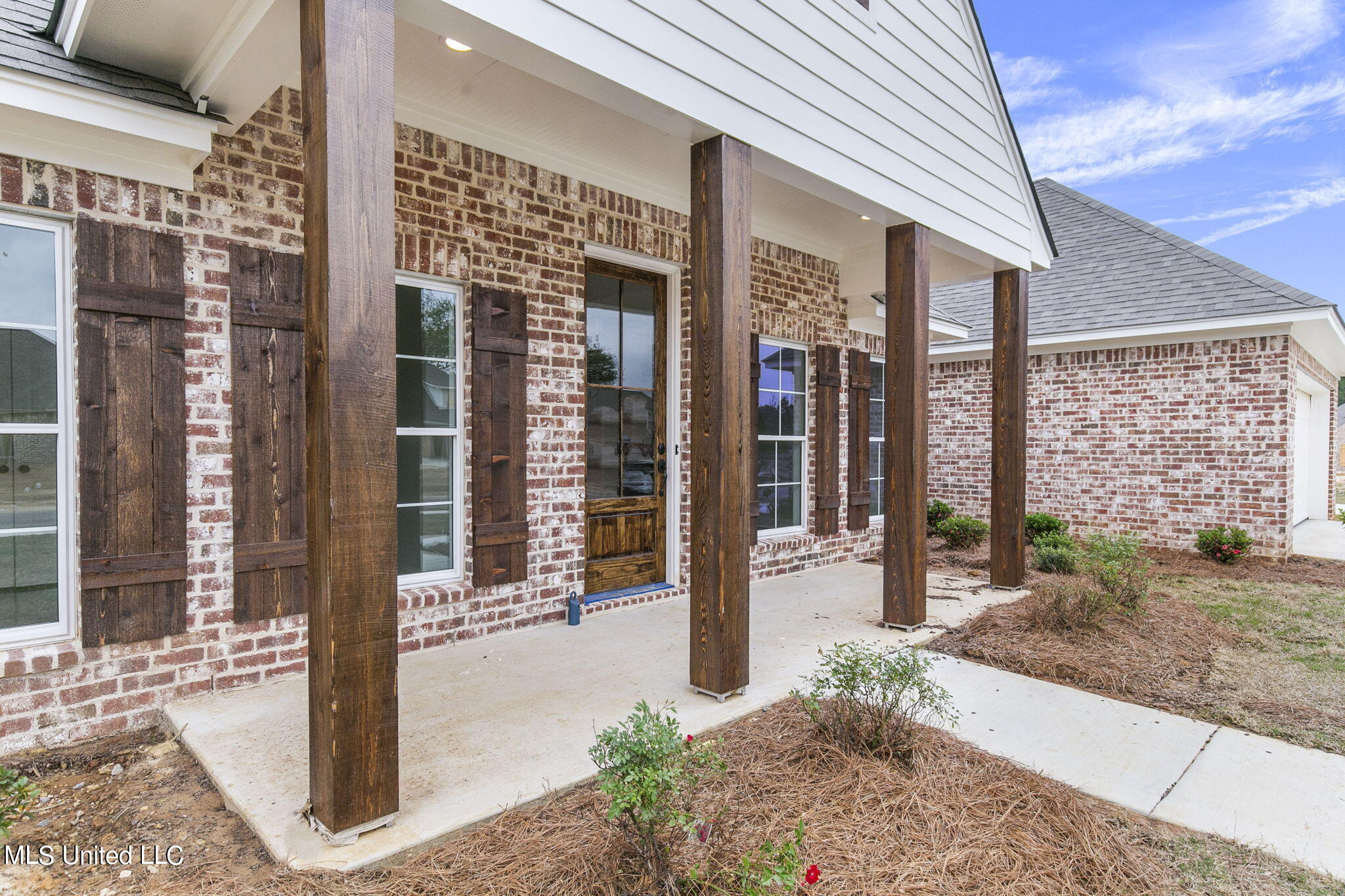 107 Porter Ridge Canton, MS 39046 - Photo 4 of 51 4-web-or-mls-107 Porter Ridge-4