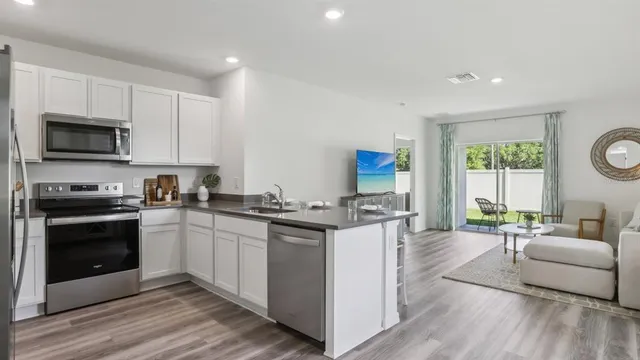 $363,340 | 32447 Weathered Oak Drive, Wesley Chapel, FL 33543