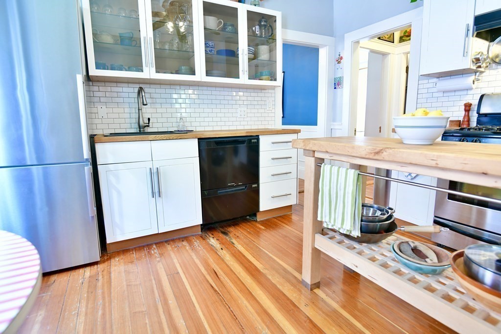 26 Robeson Street, Unit 1 Boston, MA 02130 - Photo 25 of 37 Gallery Image 25