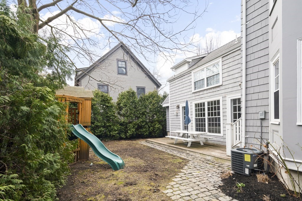 269 Upland Road Cambridge, MA 02138 - Photo 19 of 23