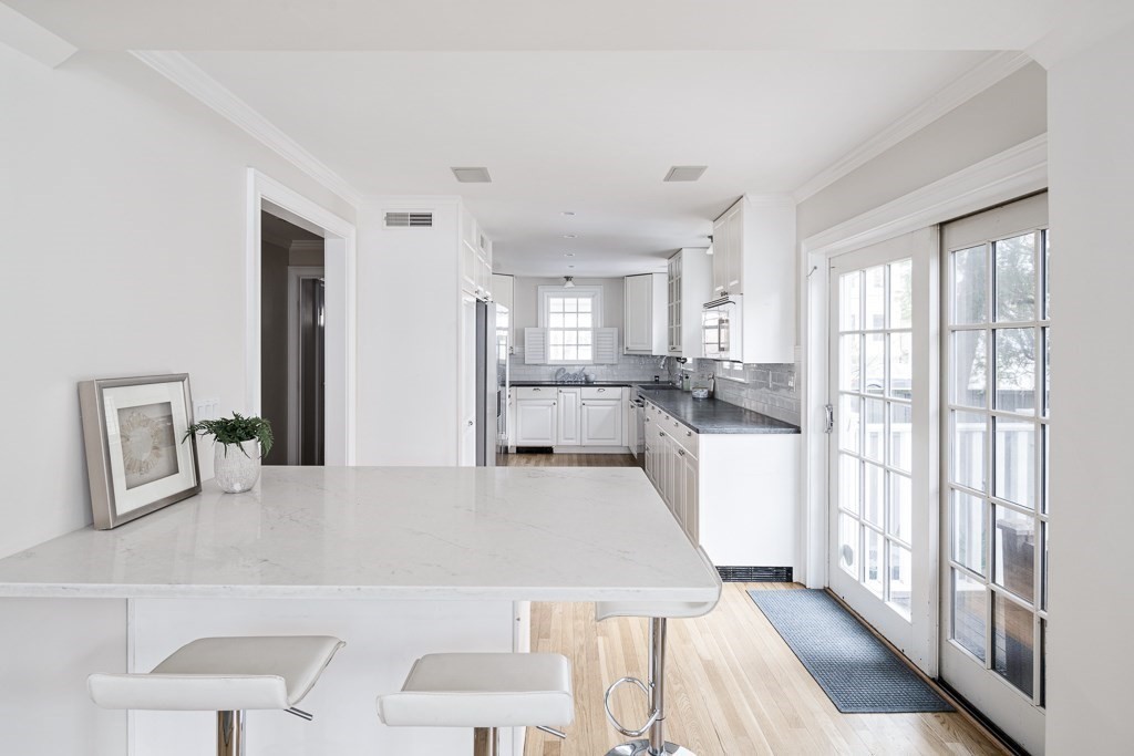 269 Upland Road Cambridge, MA 02138 - Photo 8 of 23