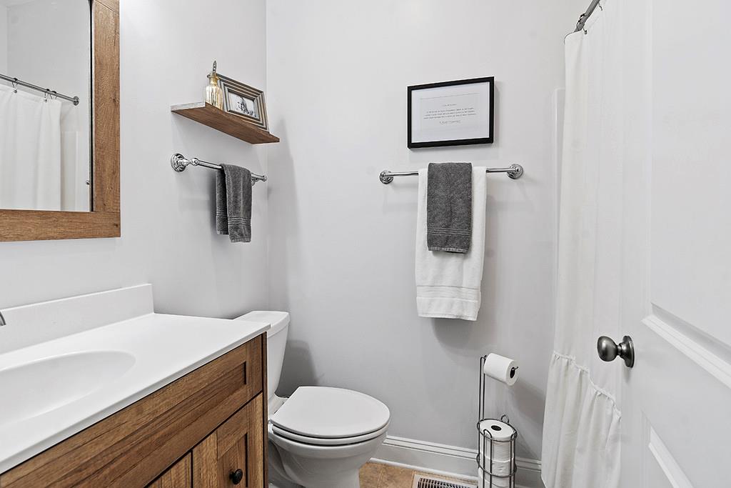 308 Watersedge Road Greenwood, SC 29649 - Photo 15 of 24