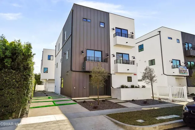 $4,250 | 10908 Hesby Street, North Hollywood, CA 91601