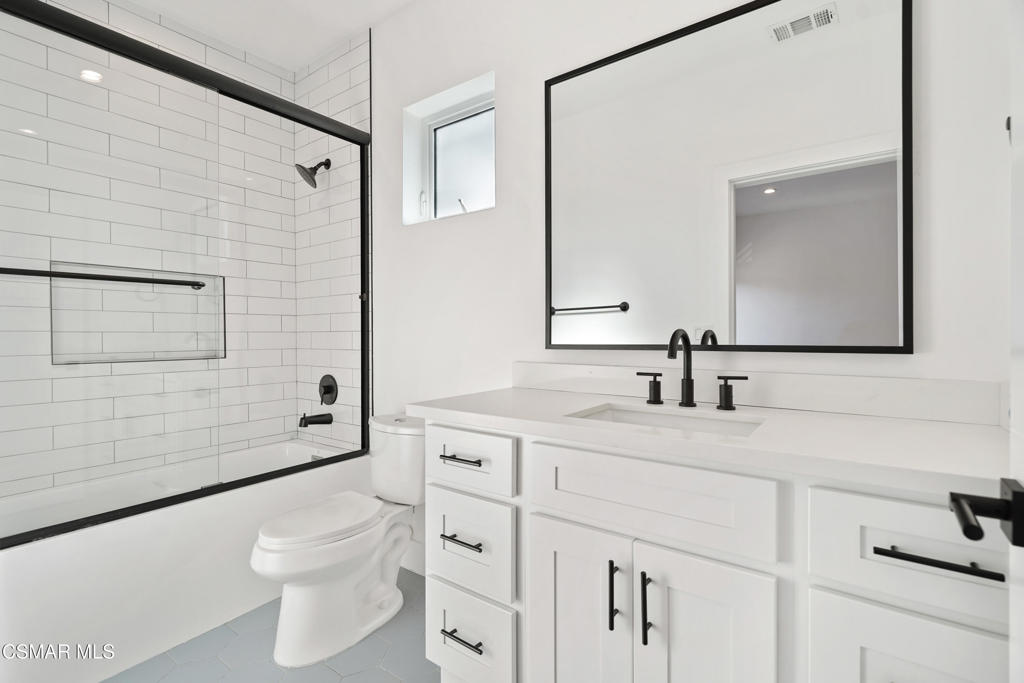 10908 Hesby Street North Hollywood, CA 91601 - Photo 8 of 17