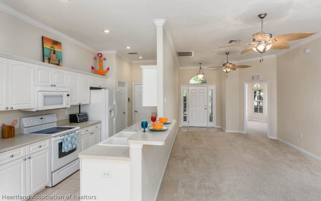 3823 Rodeo Drive North Sebring, FL 33875 - Photo 4 of 18 Gallery Image 4
