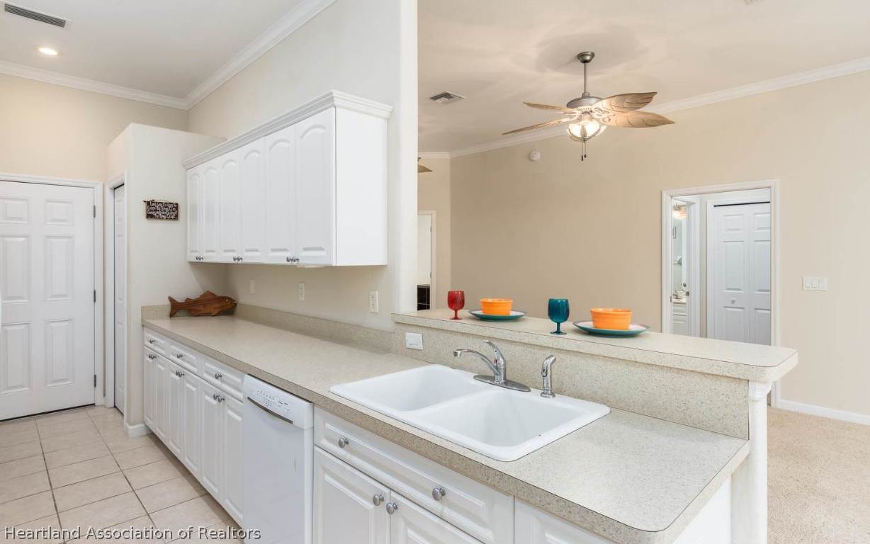 3823 Rodeo Drive North Sebring, FL 33875 - Photo 5 of 18 Gallery Image 5