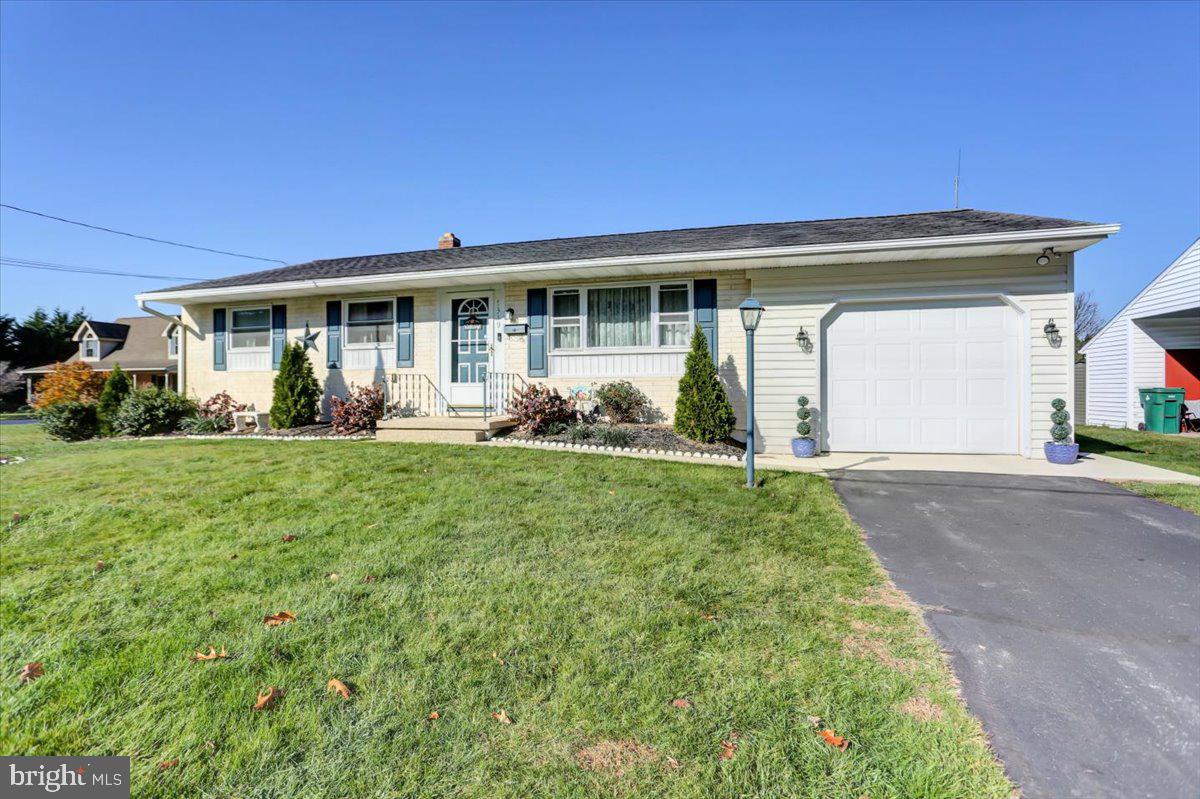 7319 Slabtown Road Waynesboro, PA 17268 - Photo 2 of 40 Gallery Image 2