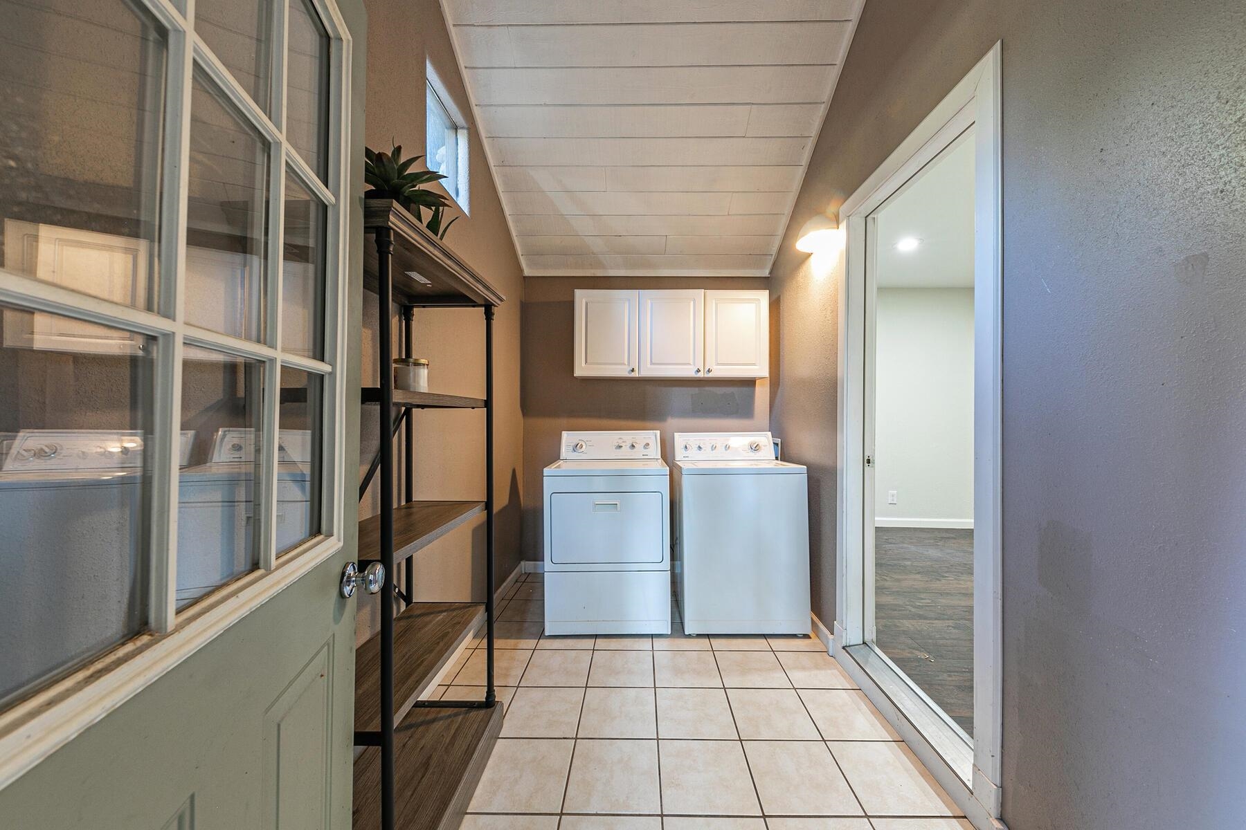 11401 Purple Sage Road Truckee, CA 96161 - Photo 17 of 22 Gallery Image 17