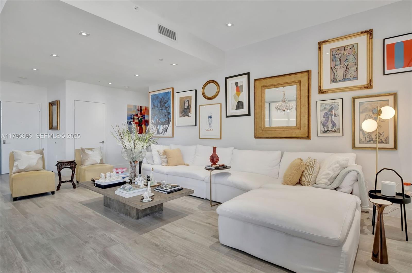 55 Southwest 9th Street, Unit PH4501 Miami, FL 33130 - Photo 11 of 71