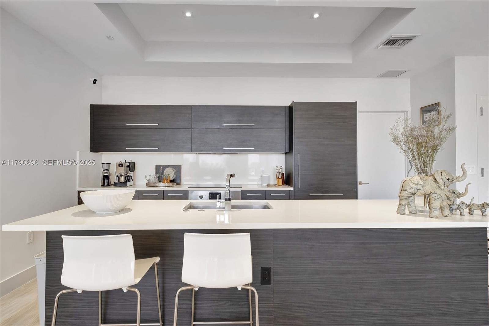 55 Southwest 9th Street, Unit PH4501 Miami, FL 33130 - Photo 13 of 71