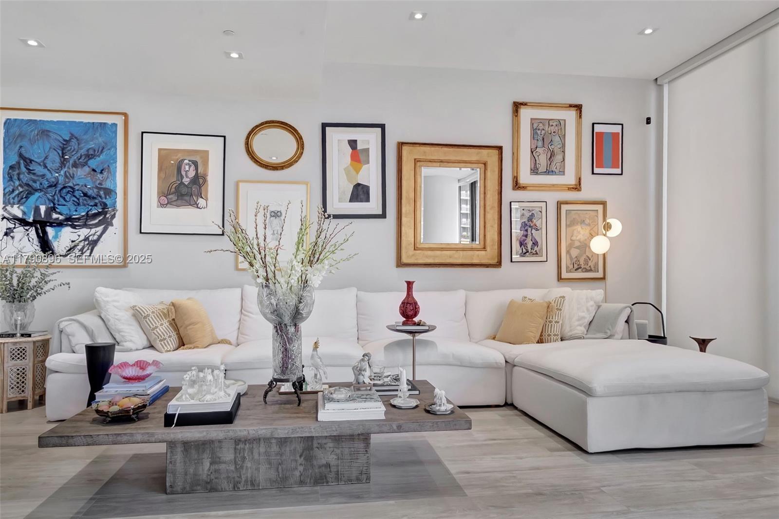 55 Southwest 9th Street, Unit PH4501 Miami, FL 33130 - Photo 10 of 71