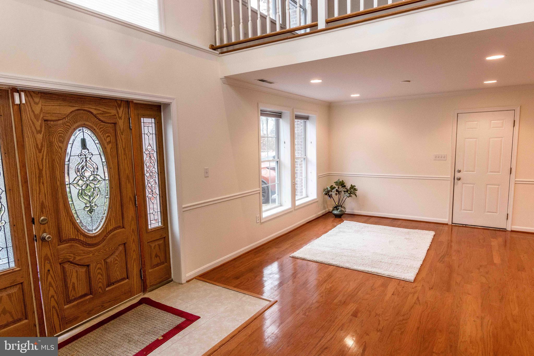 7202 Halifax Place Springfield, VA 22150 - Photo 5 of 27 Gallery Image 5