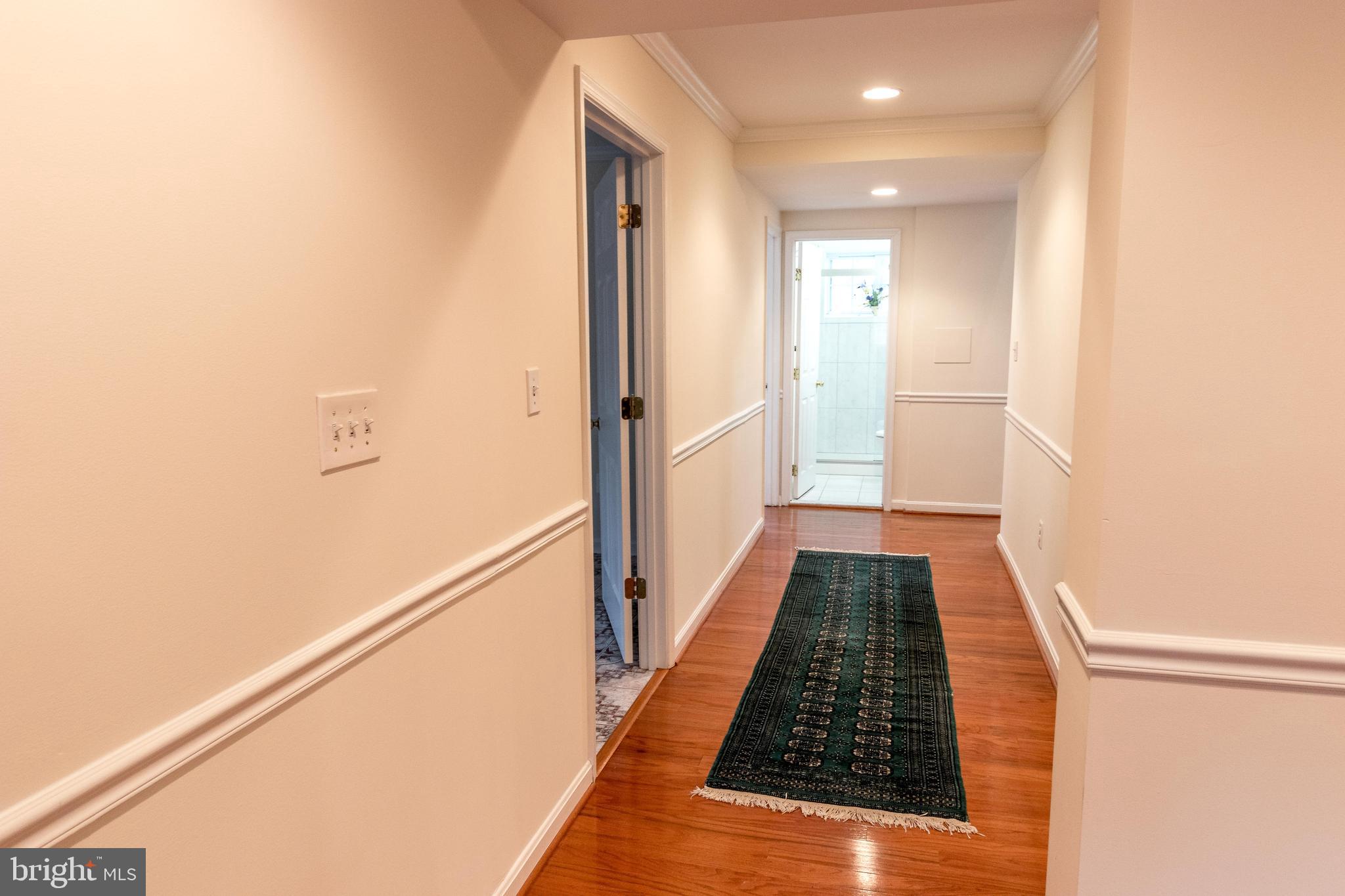 7202 Halifax Place Springfield, VA 22150 - Photo 6 of 27 Gallery Image 6