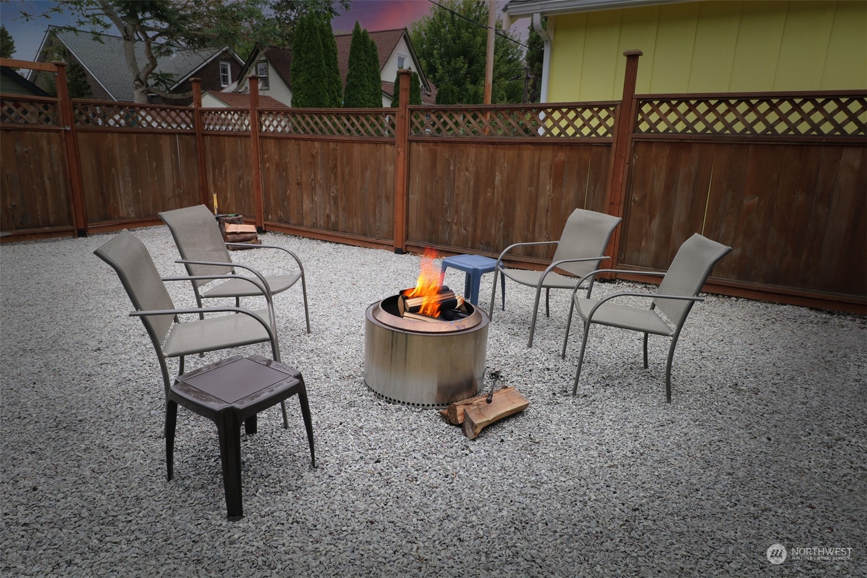 1908 4th Street Bremerton, WA 98337 - Photo 25 of 34 a patio with table and chairs
