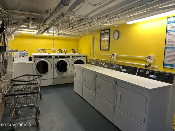 $2,400 | 302 Deal Lake Drive, Unit 17, Asbury Park, NJ 07712
