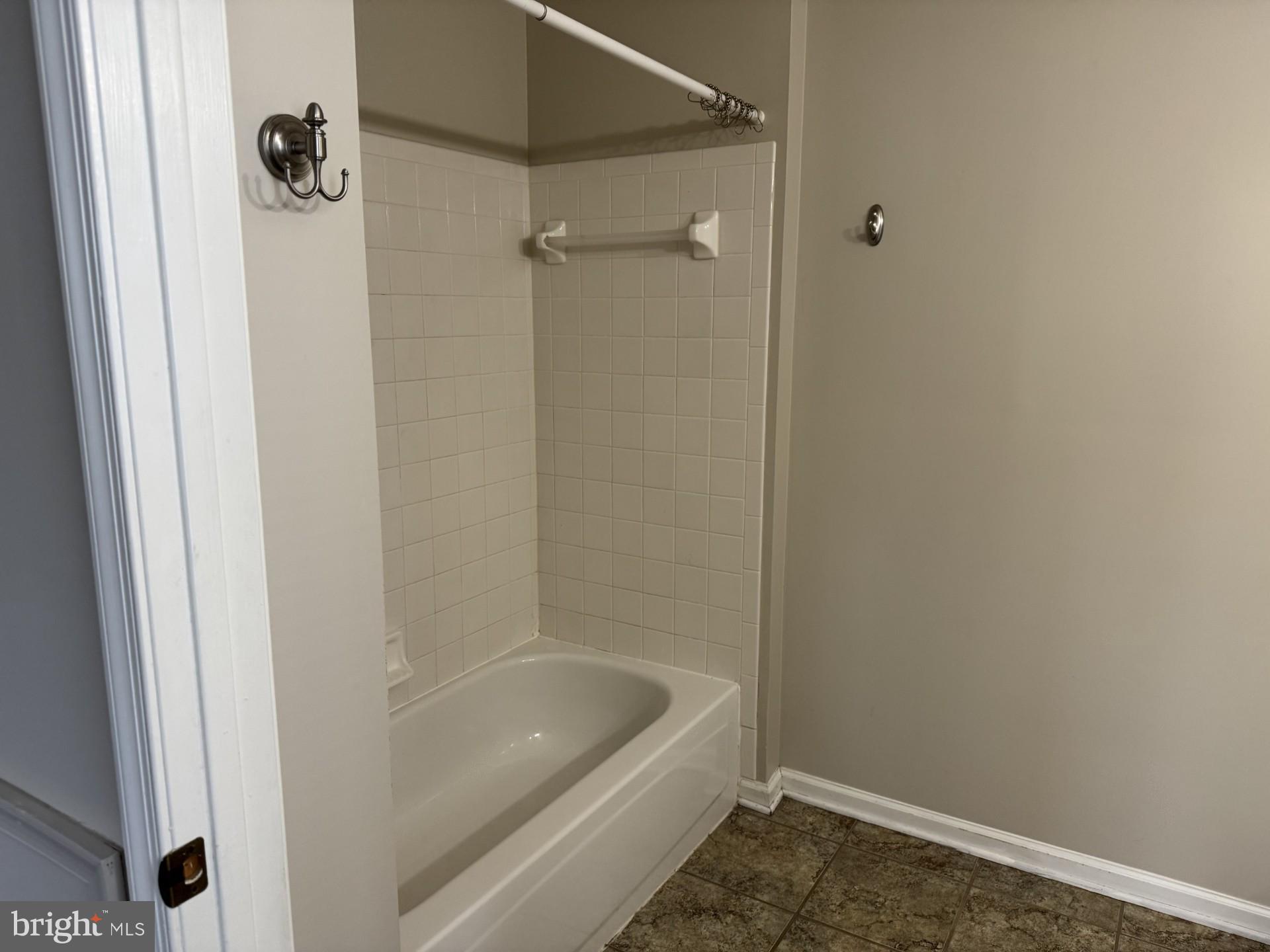 5650 Wade Court, Unit B Frederick, MD 21703 - Photo 8 of 17