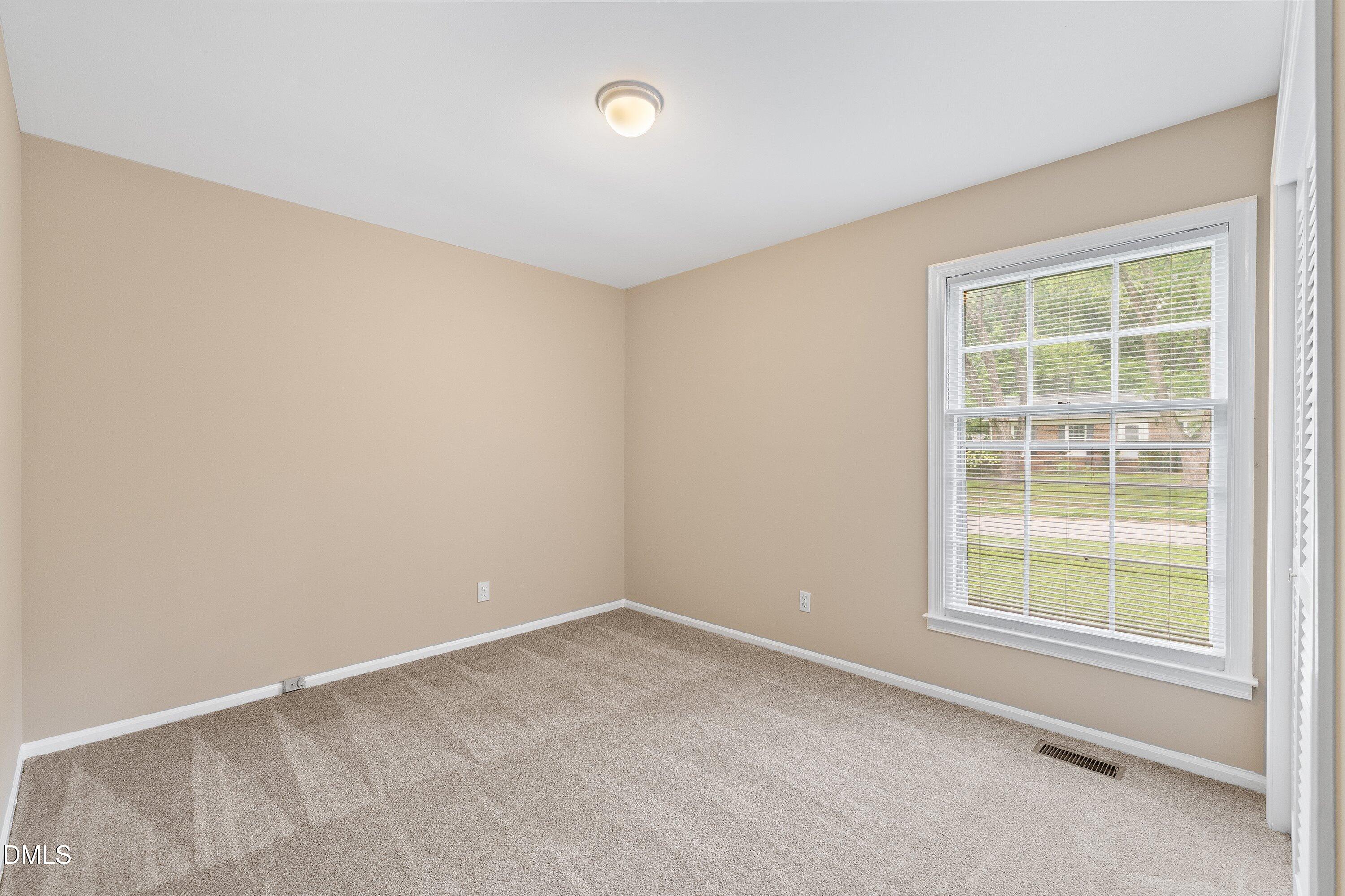 5804 Caledonia Street Raleigh, NC 27609 - Photo 28 of 42 22-5804 Caledonia St_4353