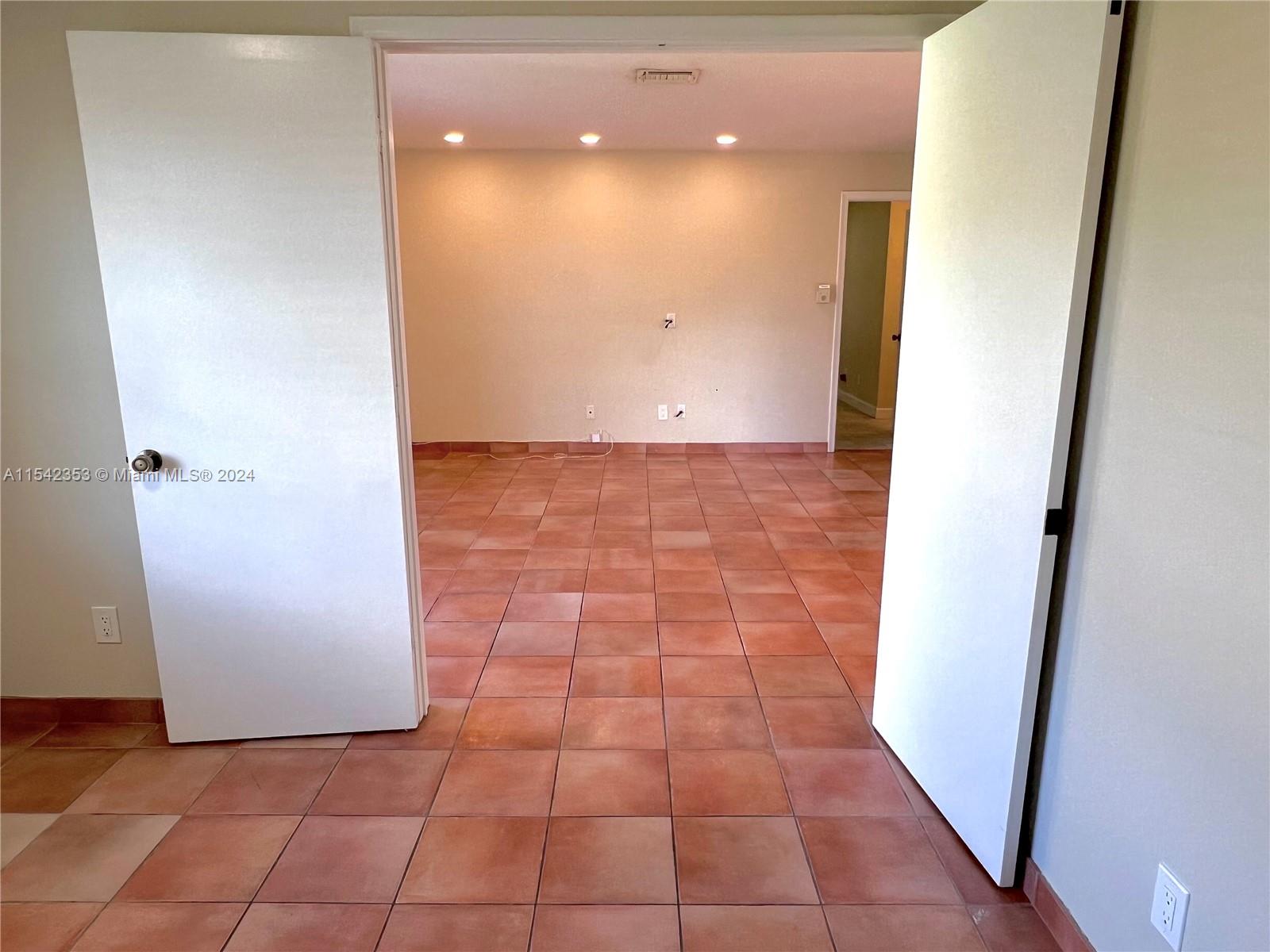 11353 Southwest 109th Road, Unit 55Z Miami, FL 33176 - Photo 37 of 82