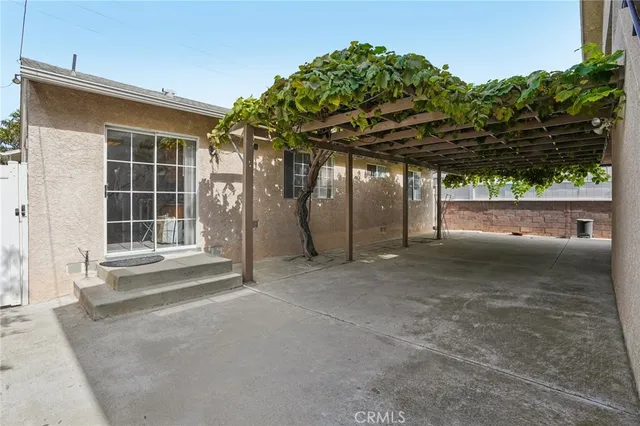 $1,368,000 | 2116 Marine Avenue, Gardena, CA 90249