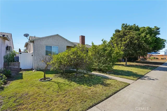 $1,368,000 | 2116 Marine Avenue, Gardena, CA 90249
