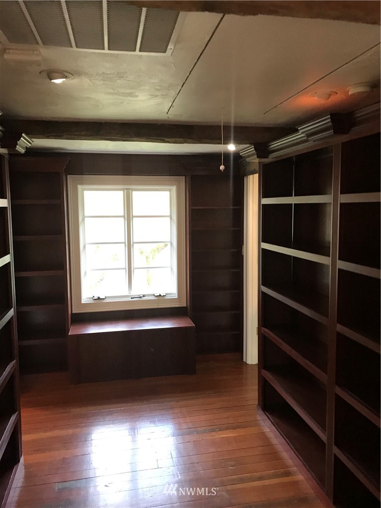 1569 North Fork Road Chehalis, WA 98532 - Photo 13 of 20 a view of walk in closet with empty racks