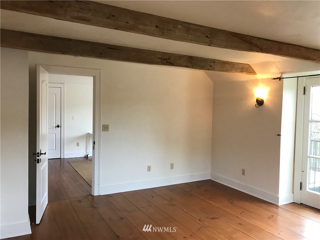 1569 North Fork Road Chehalis, WA 98532 - Photo 17 of 20 a view of an empty room