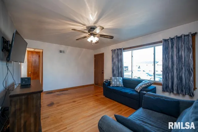 $110,000 | 1006 Cambridge Court, Pekin, IL 61554