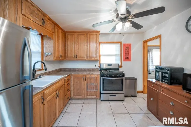 $110,000 | 1006 Cambridge Court, Pekin, IL 61554