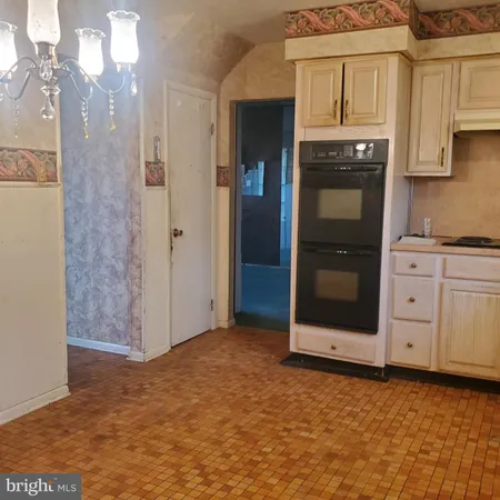 a view of a kitchen with an oven