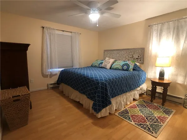 $1,900 | 130 Purgatory Road, Unit 4, Middletown, RI 02842