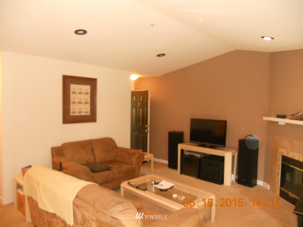 18930 Bothell Everett Highway, Unit H304 Bothell, WA 98012 - Photo 10 of 21