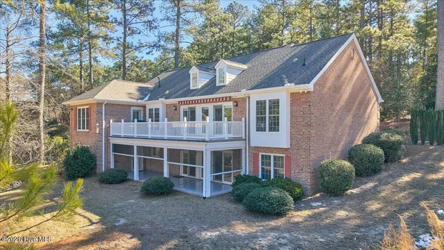 $975,000 | 22 Glen Devon Drive, Southern Pines, NC 28387