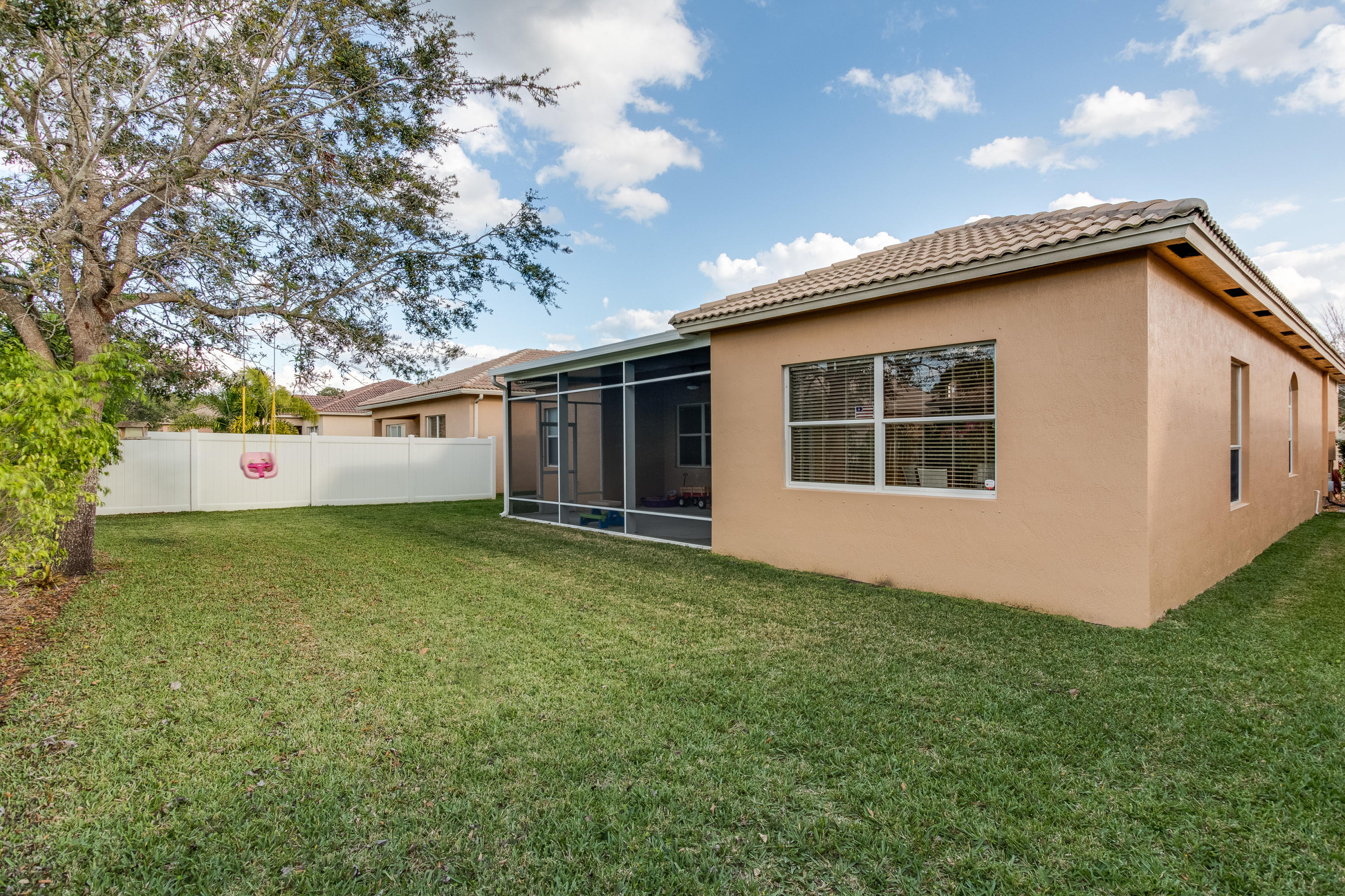 5953 Spanish River Road Fort Pierce, FL 34951 - Photo 23 of 27 Huge Private Yard