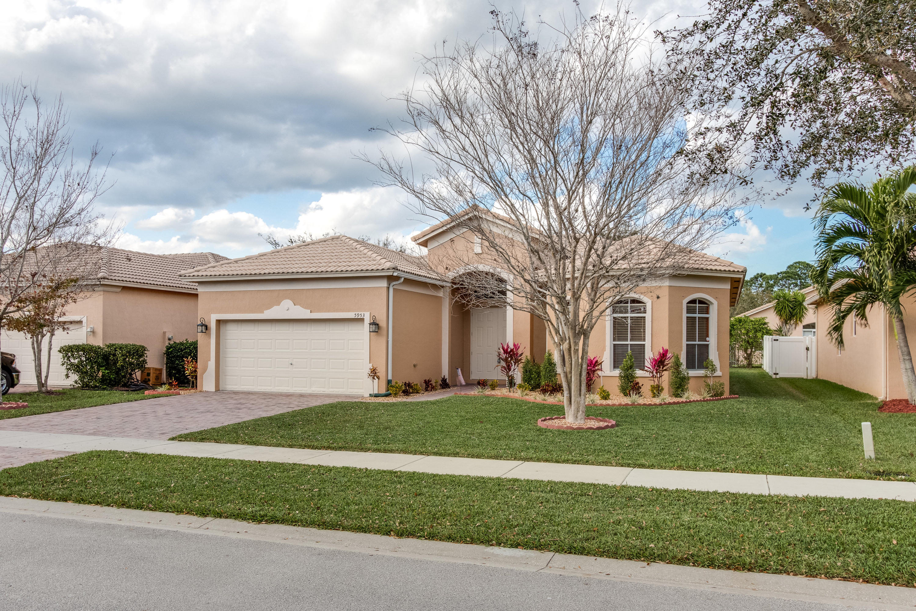 5953 Spanish River Road Fort Pierce, FL 34951 - Photo 26 of 27 Front Exterior