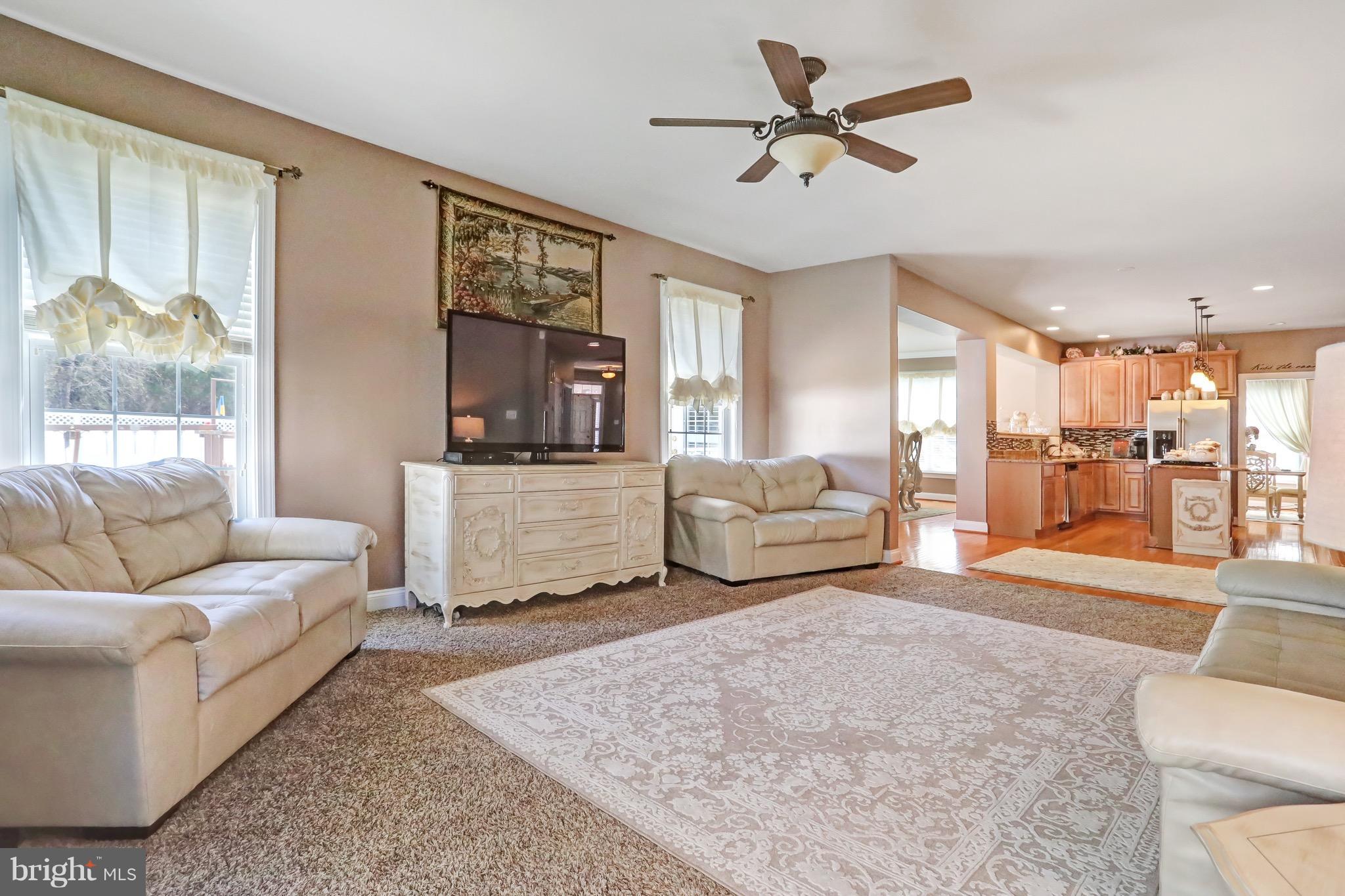 8311 Academy Road Ellicott City, MD 21043 - Photo 10 of 30 Family Room