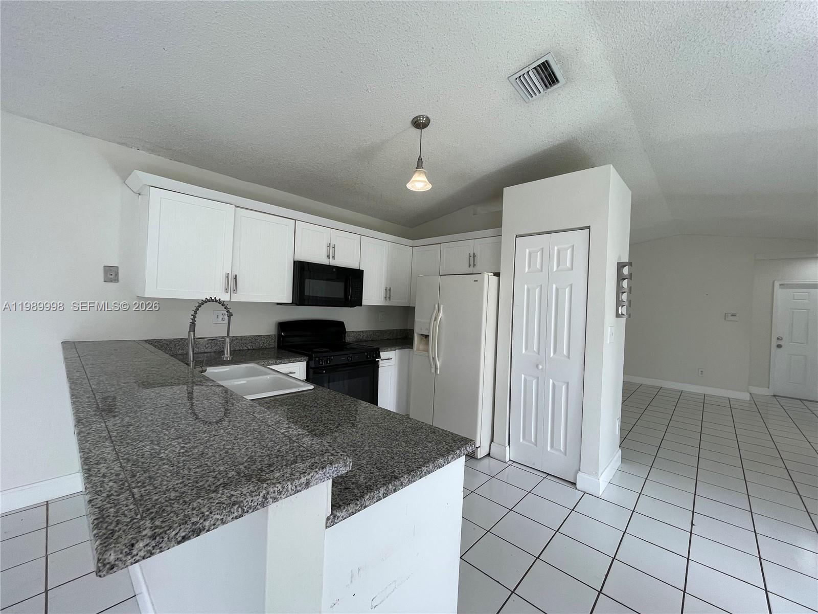 14252 Southwest 175th Terrace Miami, FL 33177 - Photo 46 of 51