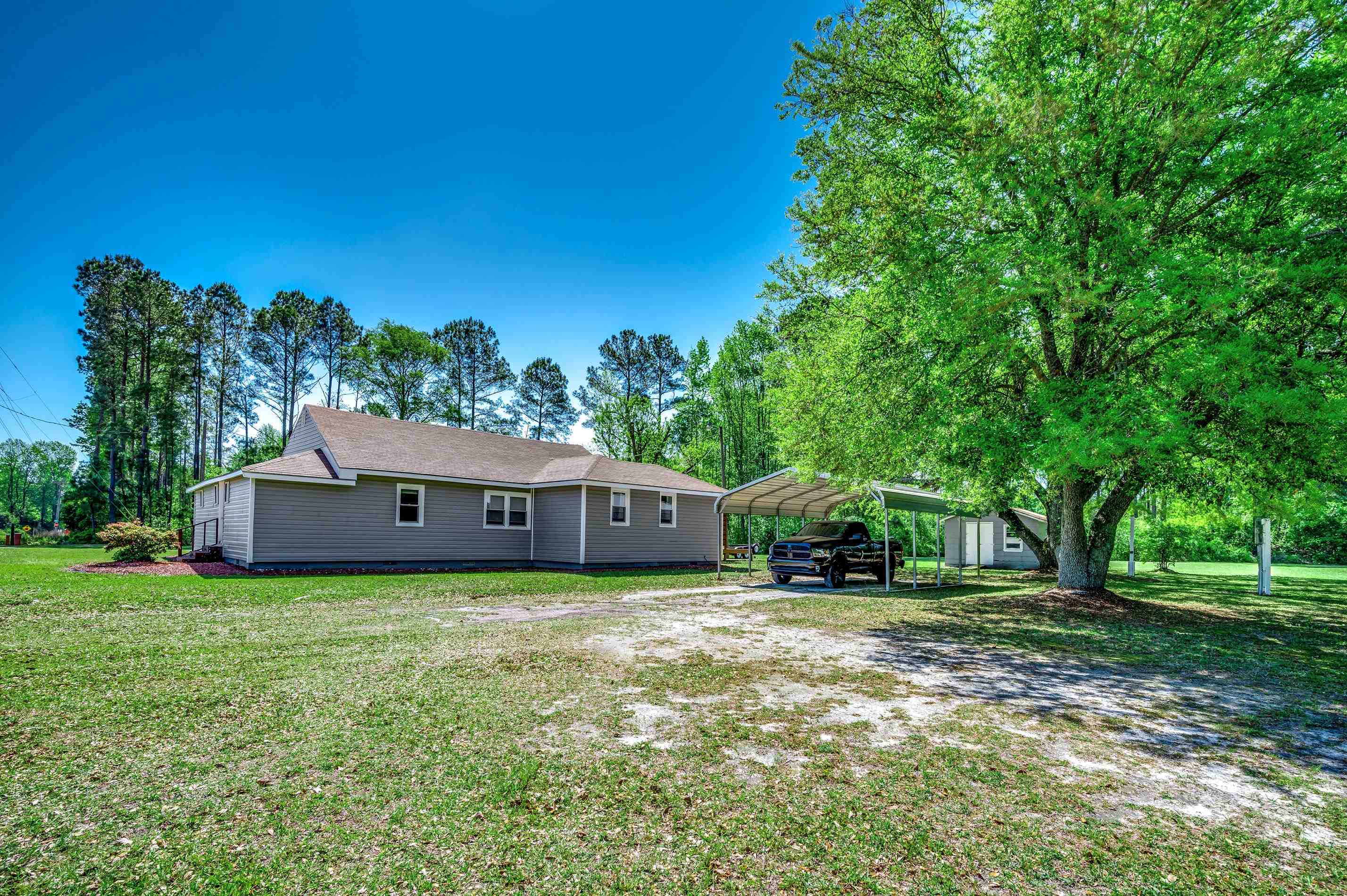 2652 Daisy Road Loris, SC 29569 - Photo 4 of 34 Gallery Image 4
