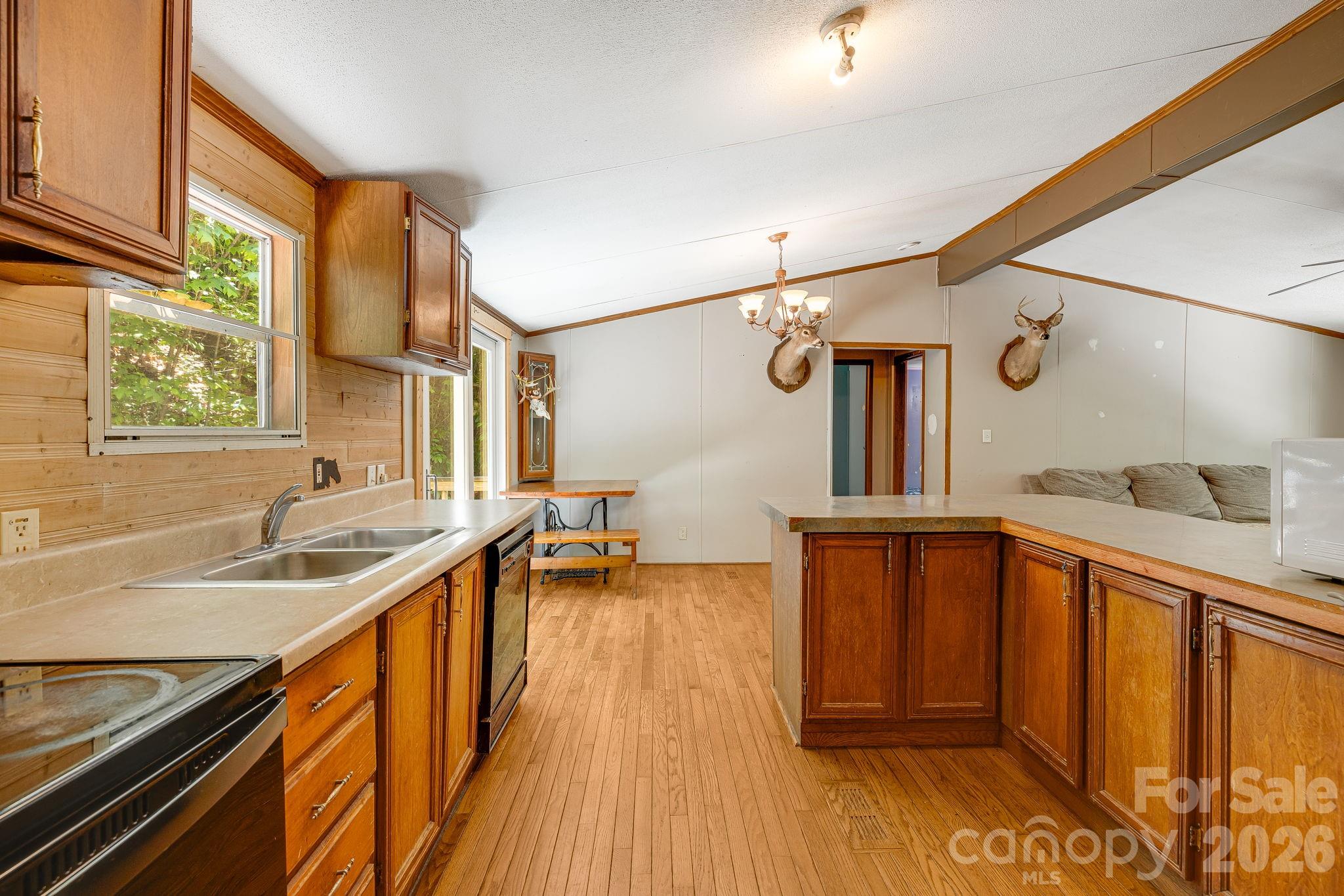 94 Long Ridge Road Candler, NC 28715 - Photo 5 of 32 Gallery Image 5